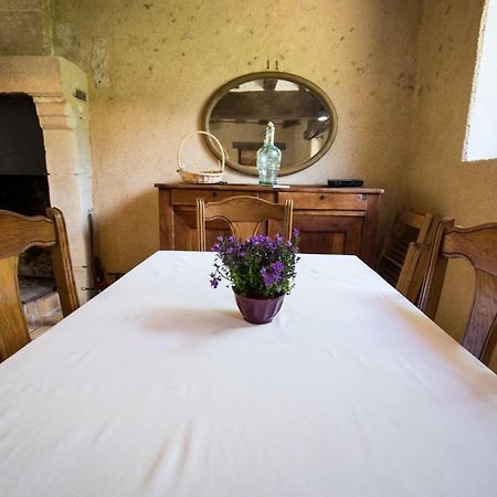 Holiday home Le Vaugarnier Couture-sur-Loir Extérieur photo